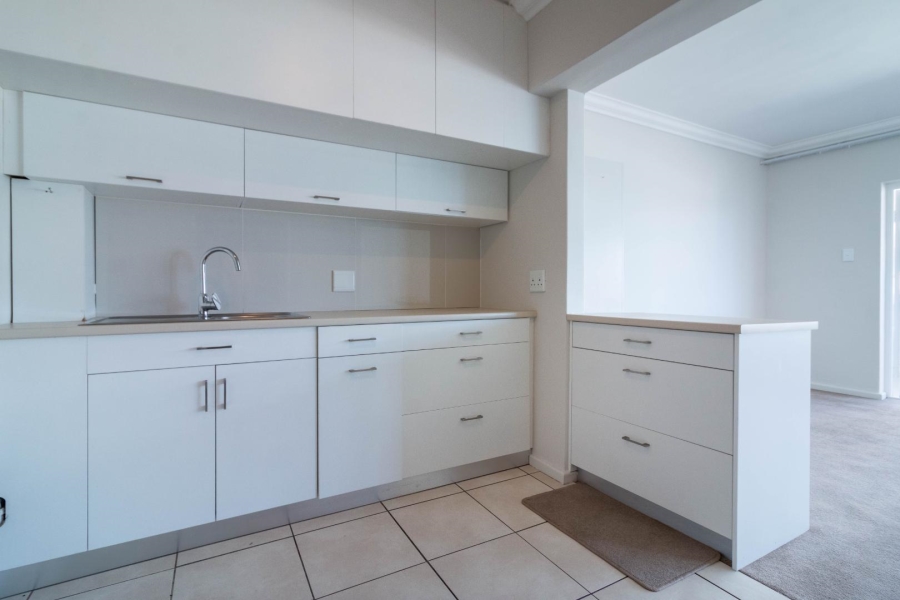 1 Bedroom Property for Sale in Three Anchor Bay Western Cape
